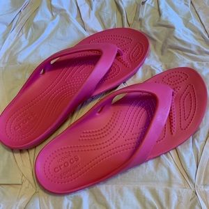 Croc Flip Flops 🌺
